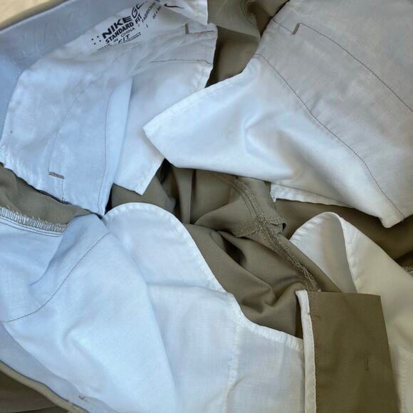 Nike Mens 32x30 Med Dri Fit Performance Golf Pants Chino Flat Front Tan Stretch - Picture 13 of 16